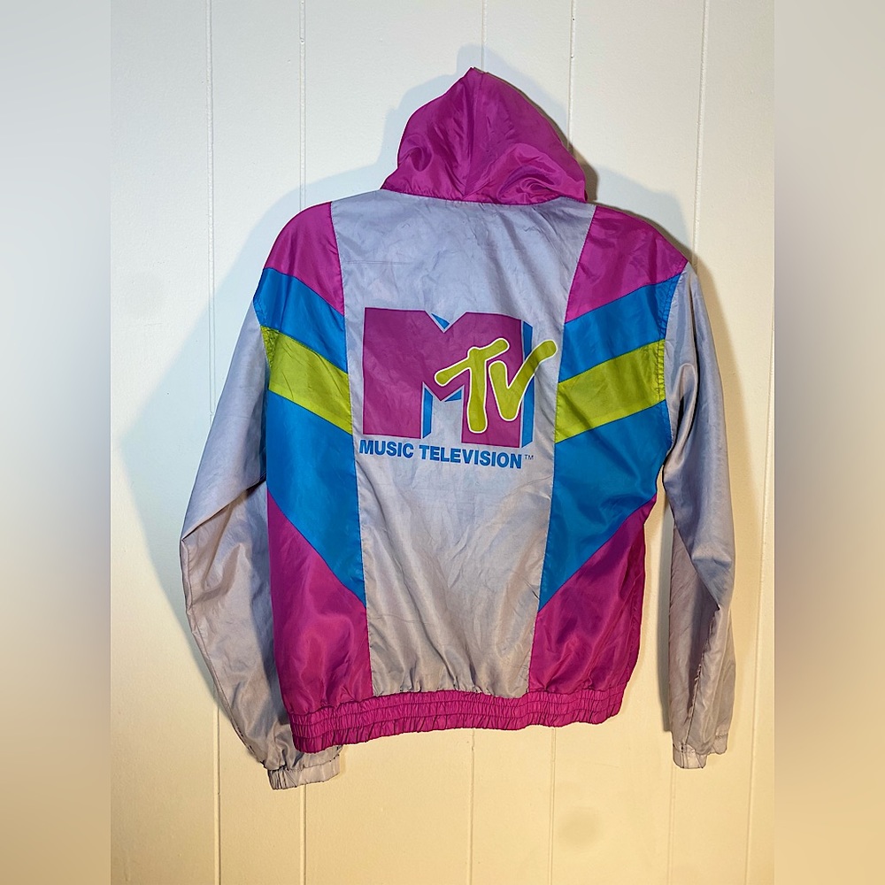 MTV windbreaker, Women’s size small